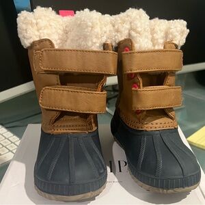 GAP Tan and Black Kids Boots